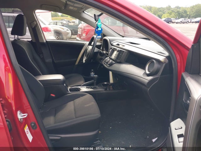 Toyota RAV4 LE 2016 JTMBFREV0GJ064124 Image 5