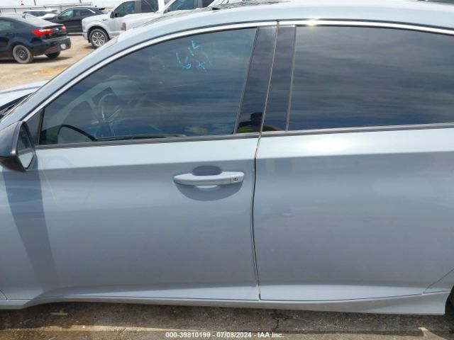 1HGCV2F3XNA023557 Honda Accord Sport 2.0t