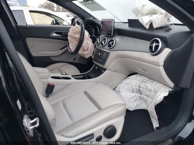 WDCTG4EB0GJ211255 Mercedes-Benz GLA 250