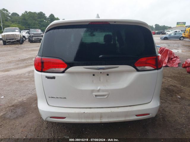 2C4RC1DG9HR668036 Chrysler Pacifica Touring