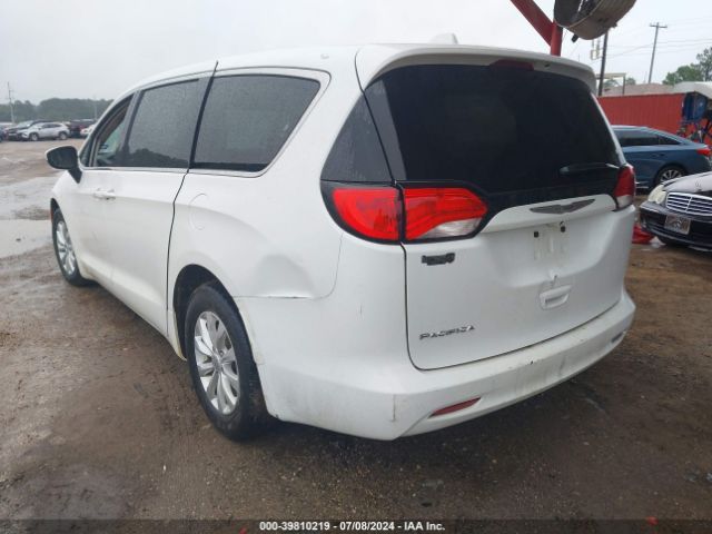 2C4RC1DG9HR668036 Chrysler Pacifica Touring