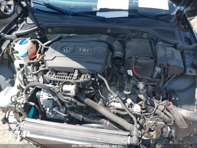 1VWGT7A3XHC012199 Volkswagen Passat 1.8t Se