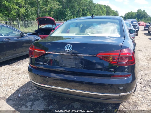 1VWGT7A3XHC012199 Volkswagen Passat 1.8t Se