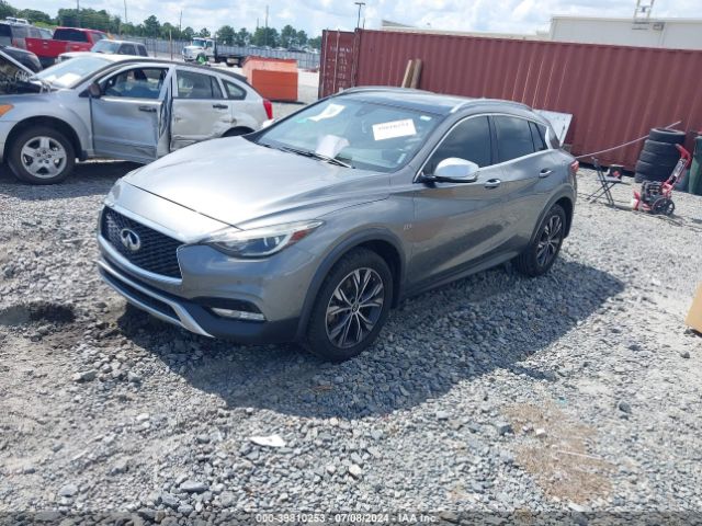 SJKCH5CR5HA035312 Infiniti Qx30 Premium