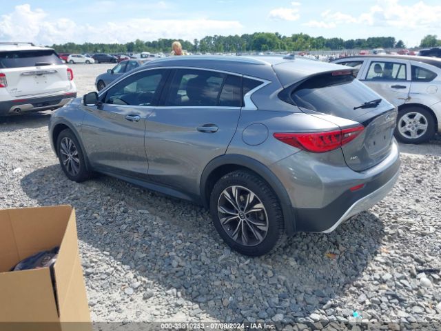 SJKCH5CR5HA035312 Infiniti Qx30 Premium