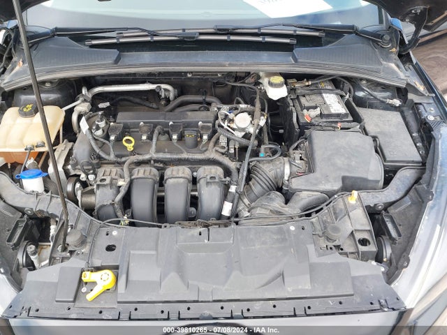 Ford FOCUS SE 2017 1FADP3F26HL237695 Image 10