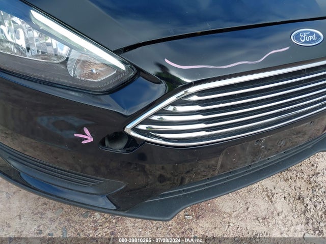 Ford FOCUS SE 2017 1FADP3F26HL237695 Image 13