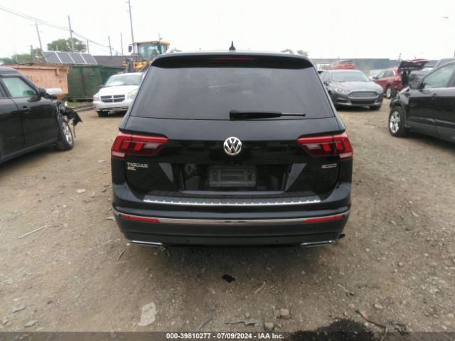 3VV2B7AX4MM075912 Volkswagen Tiguan 2.0t Se/2.0t Se R-line Black/2.0t Sel