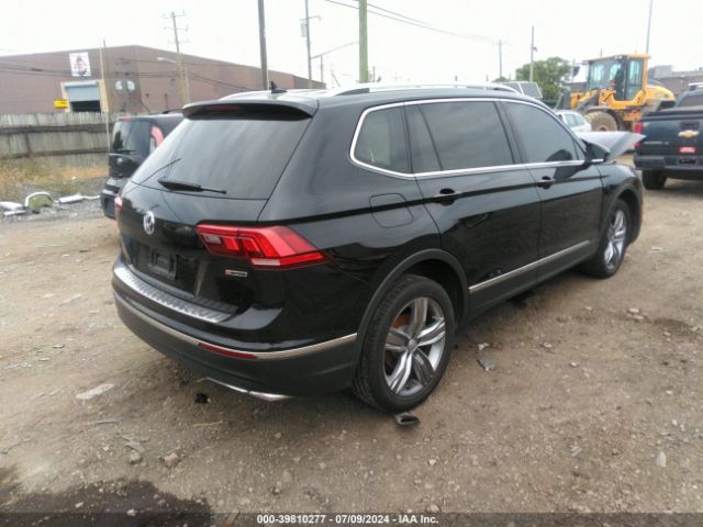 3VV2B7AX4MM075912 Volkswagen Tiguan 2.0t Se/2.0t Se R-line Black/2.0t Sel