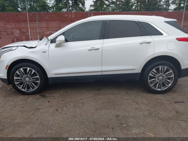 1GYKNCRS8HZ214025 Cadillac Xt5 Premium Luxury