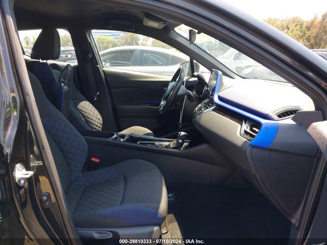 Toyota C-HR XLE 2021 NMTKHMBX1MR131698 Image 5