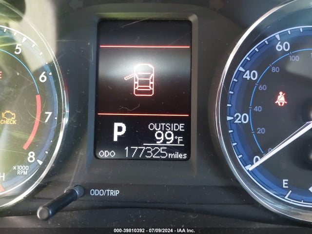 Toyota COROLLA LE 2018 2T1BURHE0JC043987 Image 15