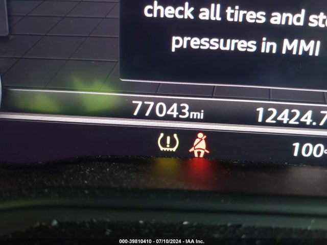 Audi Q5 2.0t Tech Premium 2018 WA1BNAFY0J2199158 Image 15