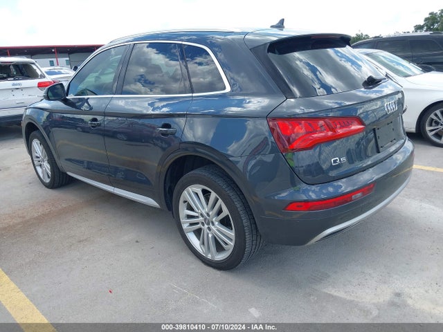 Audi Q5 2.0t Tech Premium 2018 WA1BNAFY0J2199158 Image 3