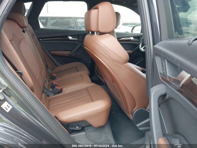 Audi Q5 2.0t Tech Premium 2018 WA1BNAFY0J2199158 Image 8