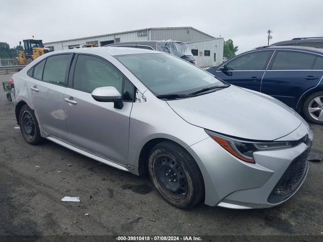 Toyota COROLLA LE 2022 JTDEPMAE7N3008735 головне зображення
