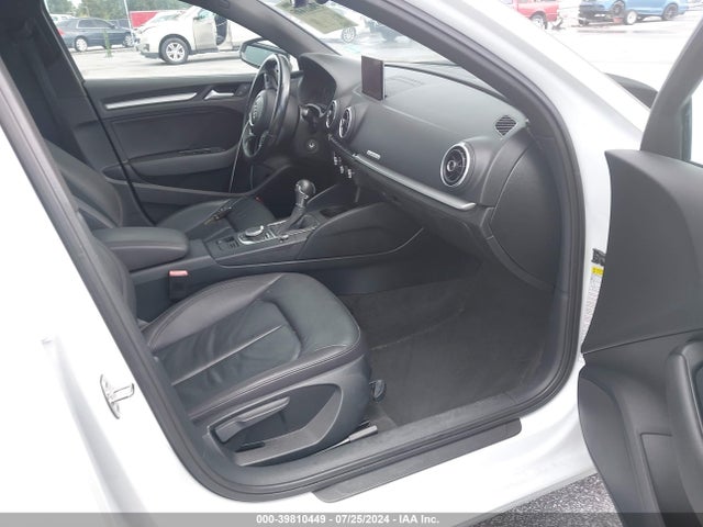 Audi A3 2.0t Premium 2015 WAUBFGFF0F1086938 Image 5