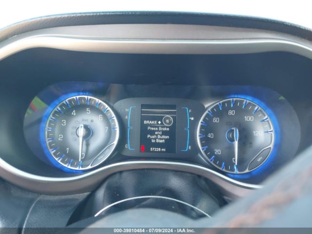 2C4RC1BG8HR569842 Chrysler Pacifica Touring-l
