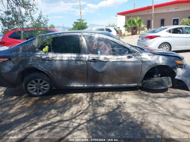 4T1B11HK6JU577526 Toyota CAMRY LE