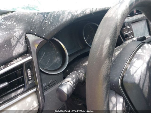 4T1B11HK6JU577526 Toyota CAMRY LE