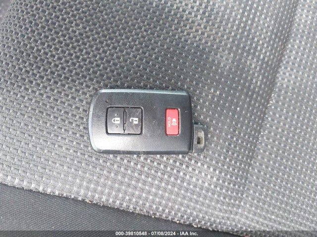 Toyota Rav4 Xle 2018 JTMWFREV9JJ730745 Image 11