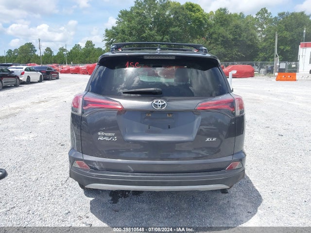 Toyota Rav4 Xle 2018 JTMWFREV9JJ730745 Image 17