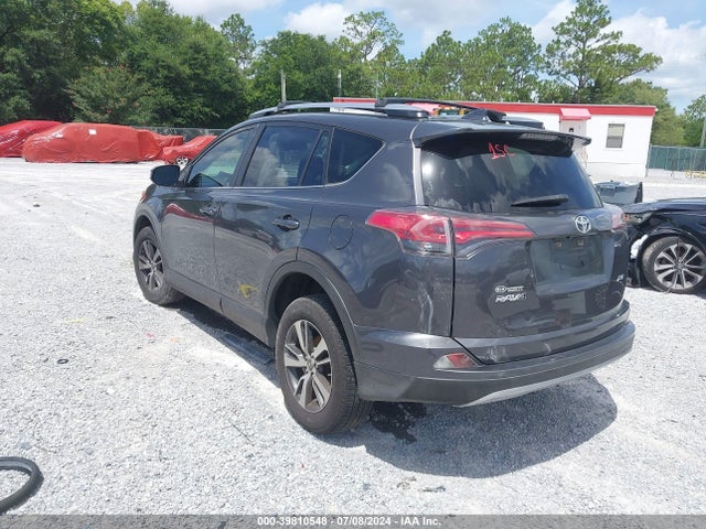 Toyota Rav4 Xle 2018 JTMWFREV9JJ730745 Image 3