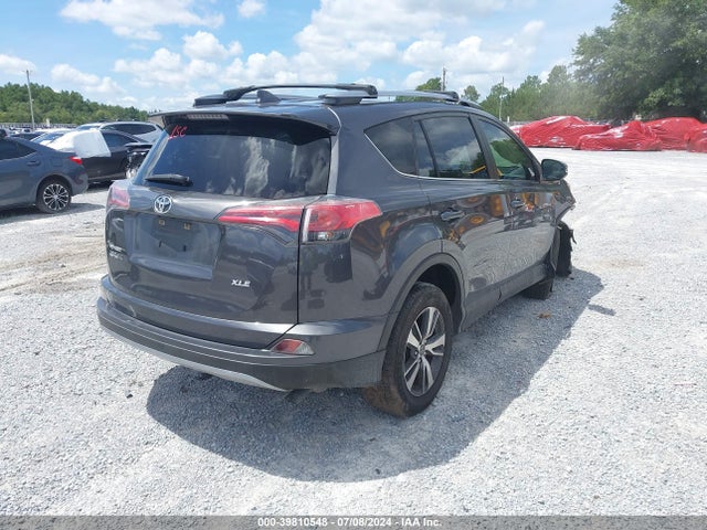 Toyota Rav4 Xle 2018 JTMWFREV9JJ730745 Image 4