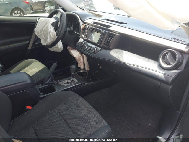 Toyota Rav4 Xle 2018 JTMWFREV9JJ730745 Image 5