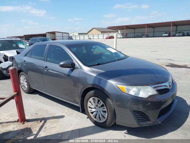 Toyota CAMRY LE 2014 4T4BF1FKXER398955 main image