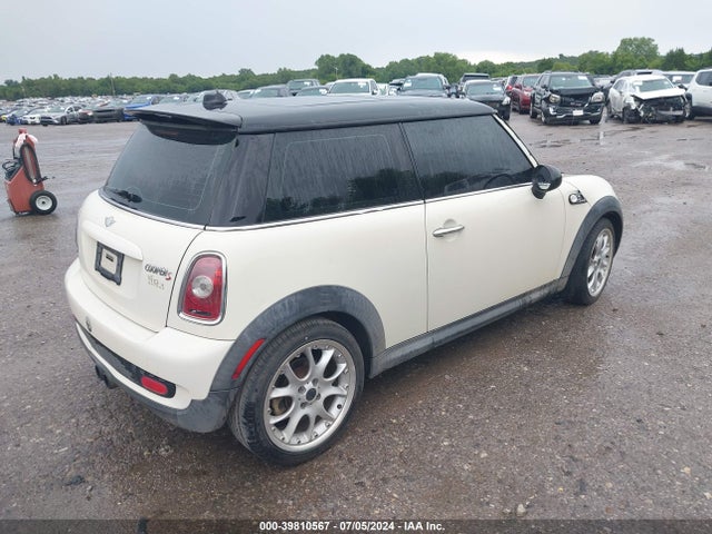 2007 MINI COOPER S WMWMF73557TL90941 Photo 3