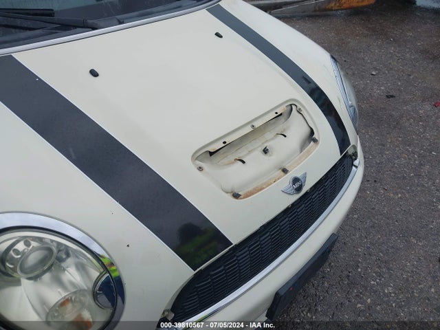 2007 MINI COOPER S WMWMF73557TL90941 Photo 5