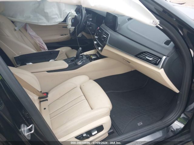 WBAJA7C33HG457918 BMW 530i Xdrive