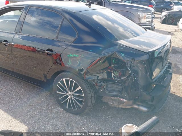 3VWD17AJ8GM401928 Volkswagen Jetta 1.8t Sport