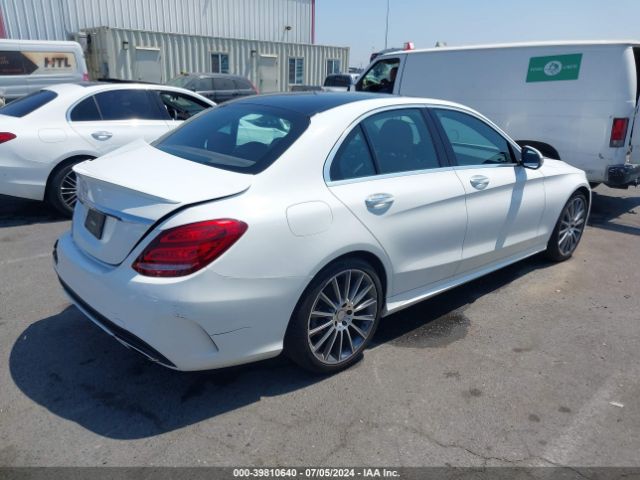 55SWF4JB9HU187962 Mercedes-Benz C 300 Luxury/sport