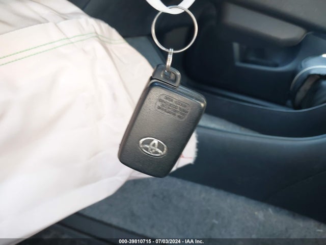 Toyota PRIUS PLUG-IN 2014 JTDKN3DP4E3057374 Image 11