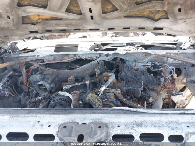 1GT12ZE88FF681211 GMC Sierra 2500hd Slt