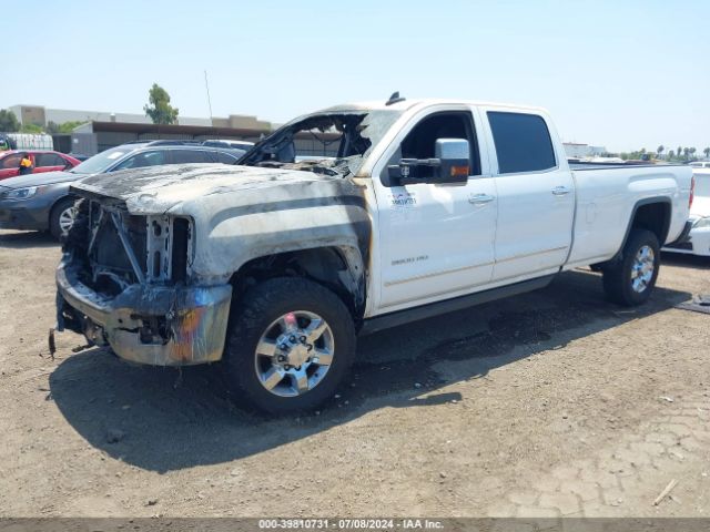 1GT12ZE88FF681211 GMC Sierra 2500hd Slt