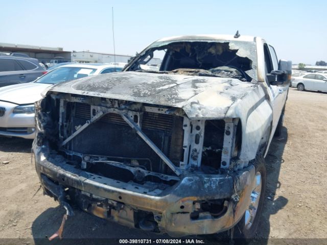 1GT12ZE88FF681211 GMC Sierra 2500hd Slt