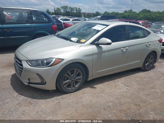 Hyundai Elantra Value Edition 2017 5NPD84LF3HH119015 Image 2