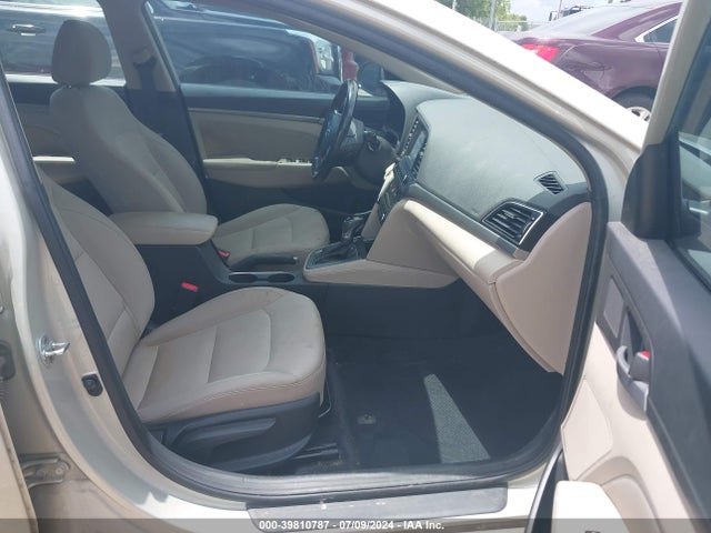 Hyundai Elantra Value Edition 2017 5NPD84LF3HH119015 Image 5