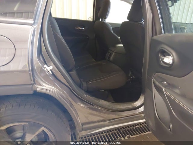 Jeep Cherokee Altitude 2016 1C4PJMCB9GW192865 Image 8