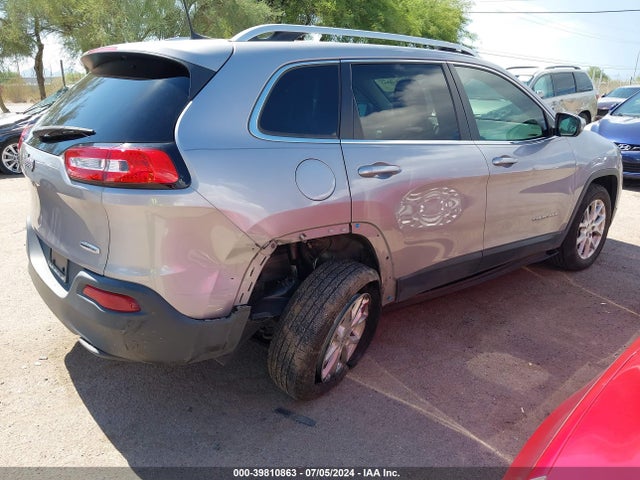 1C4PJLCB3JD510394 Jeep Cherokee Latitude Fwd