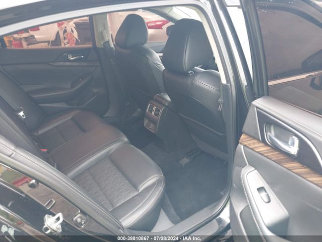 1N4AA6AP6JC393461 Nissan Maxima 3.5 Platinum