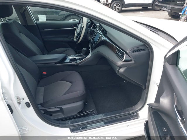 Toyota CAMRY LE 2019 4T1B11HK3KU255251 Image 5
