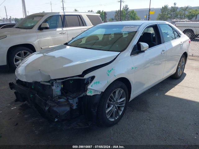 Toyota CAMRY SE 2017 4T1BF1FK3HU330480 Image 2