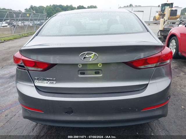 Hyundai ELANTRA SE 2018 5NPD74LF5JH300478 Image 16