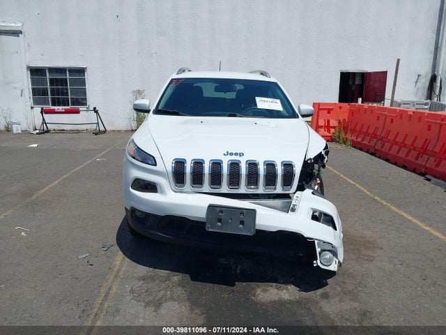 1C4PJMCBXHW656666 Jeep Cherokee Latitude 4x4