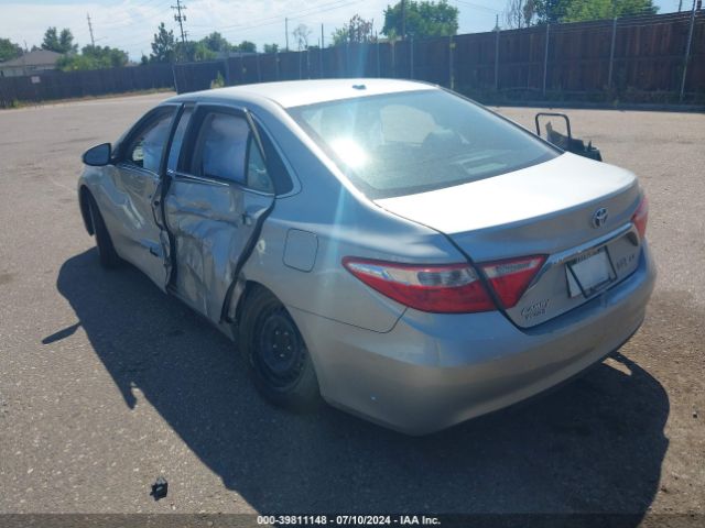 4T1BD1FK6FU146198 Toyota Camry Hybrid Le