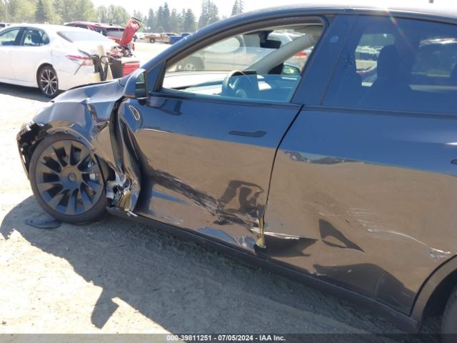 7SAYGDEE4RF014379 Tesla Model Y Long Range Dual Motor All-wheel Drive